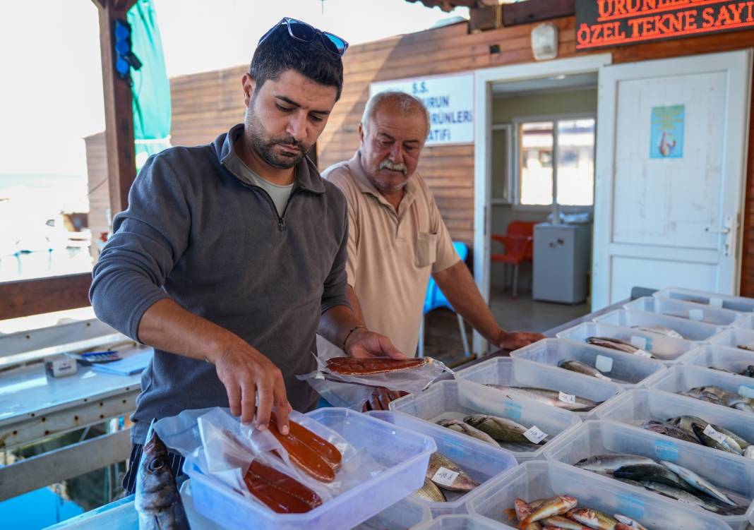 Bin yıldır bu yöntemle saklanıyor. Toplanması ağustosta başlayıp ekimin ortasında bitiyor 2